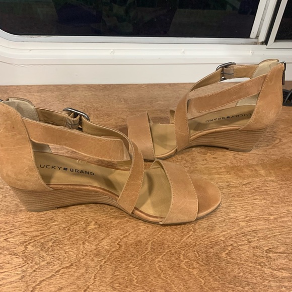 Lucky Brand Leather Sandels - Picture 9 of 9